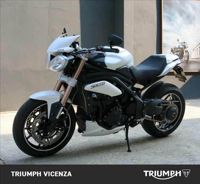 TRIUMPH Speed Triple 1050 