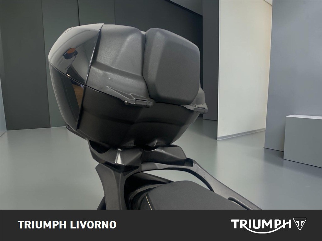 YAMAHA T-Max 560 Tech Max Abs #4