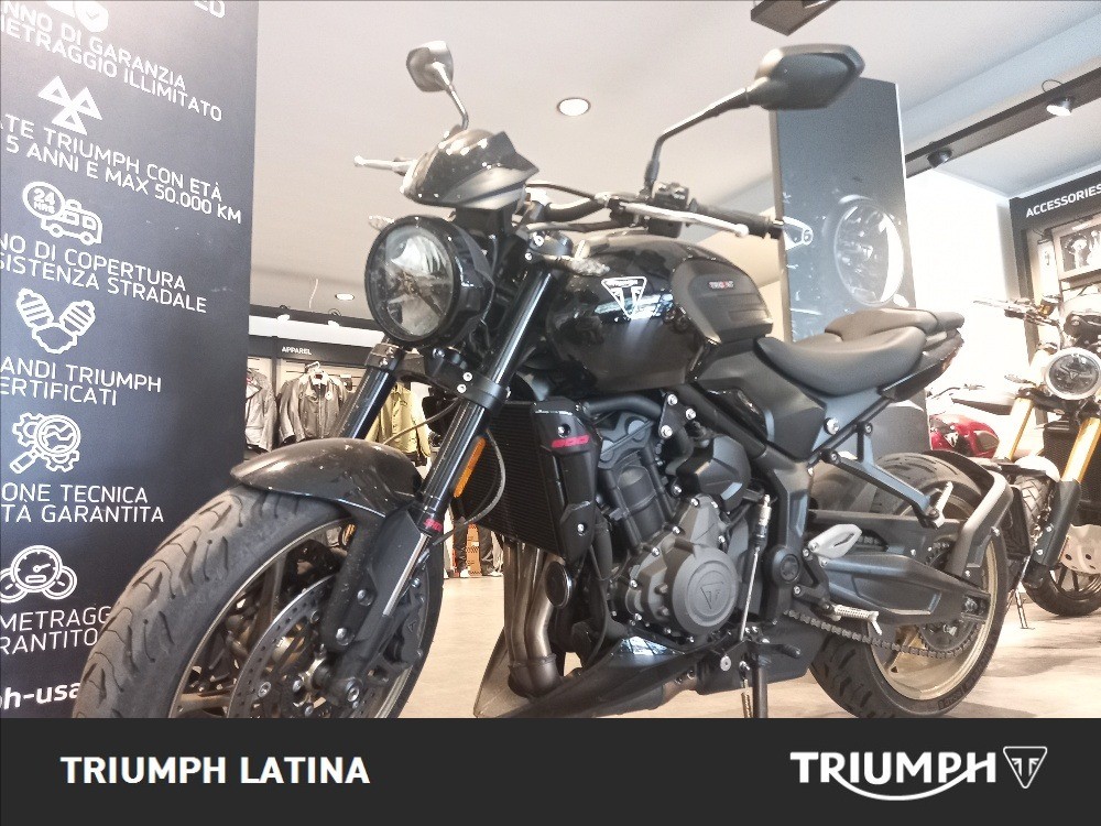 TRIUMPH Trident 800 Jet Black Abs