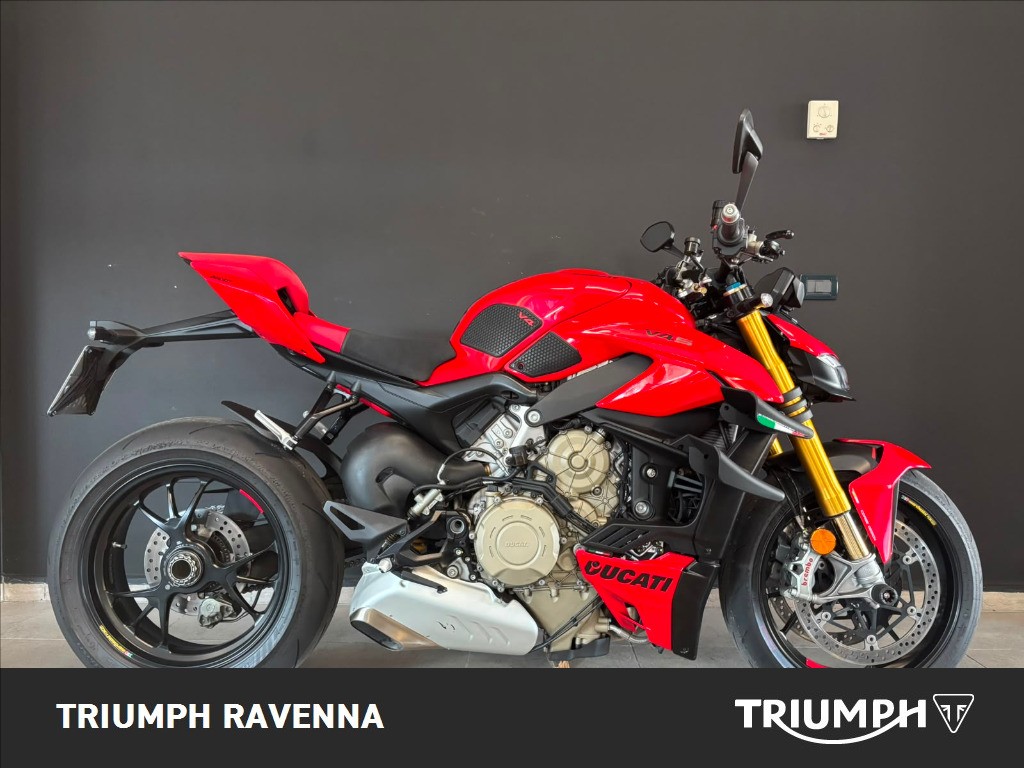DUCATI Streetfighter V4 1100 S Red