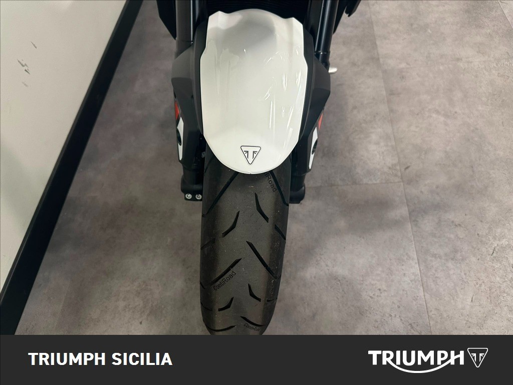 TRIUMPH Street Triple 765 R