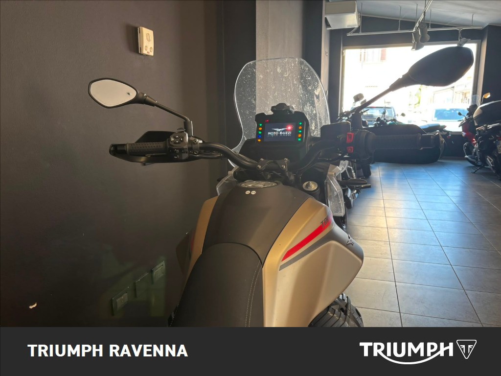MOTO GUZZI V85 TT Travel Abs
