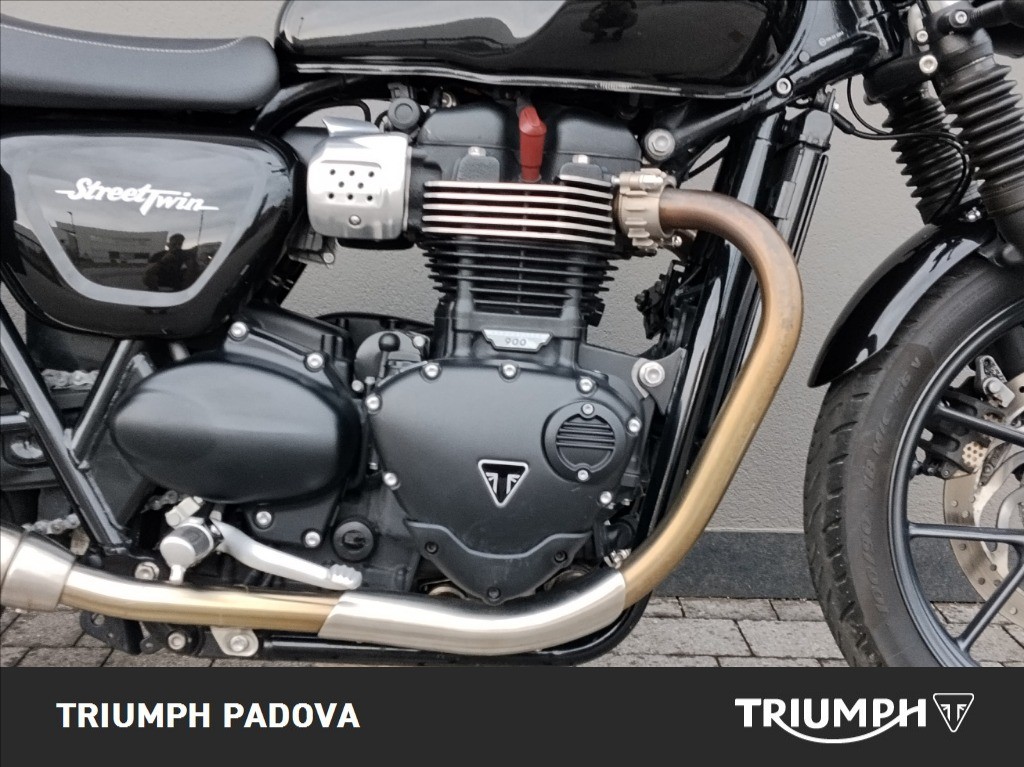 TRIUMPH Street Twin 900 