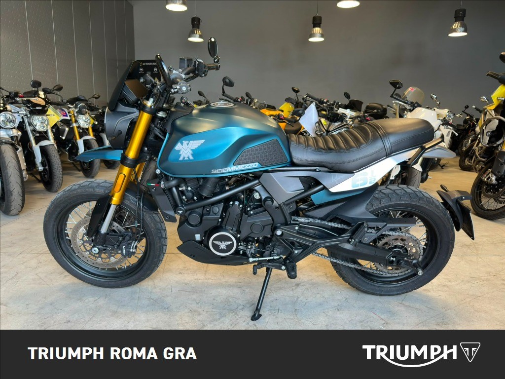 MOTO MORINI Seiemmezzo SCR 650 Abs