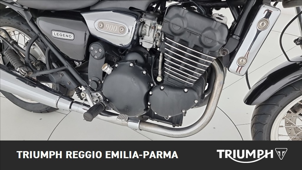 TRIUMPH Legend 900 TT 