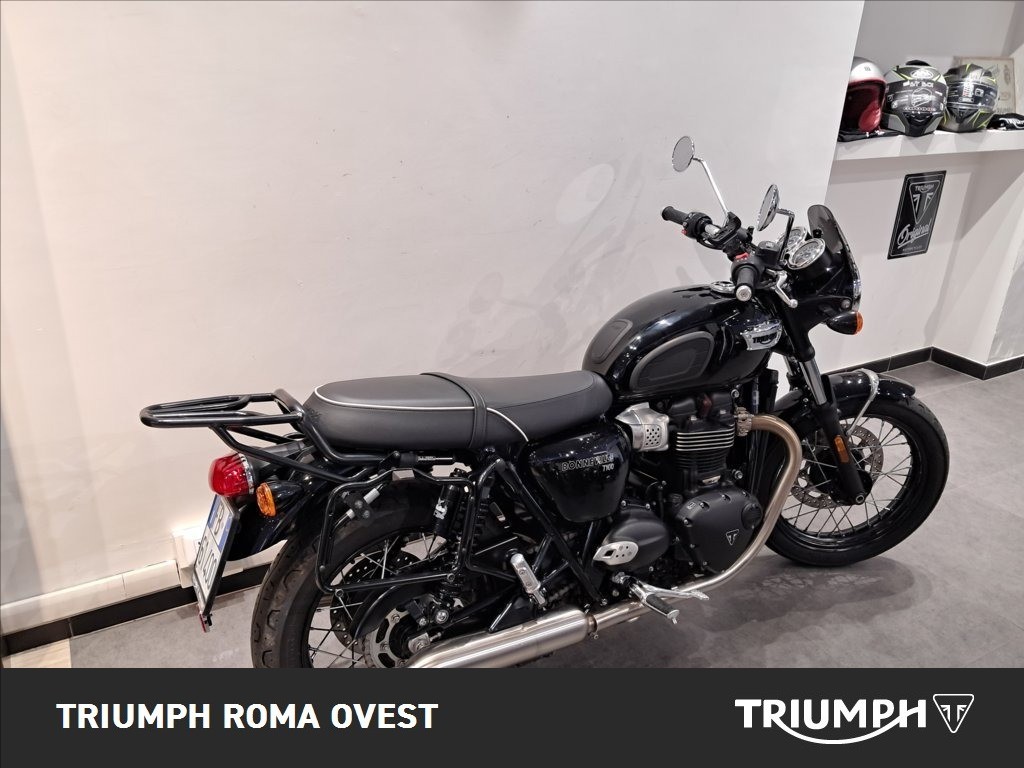 TRIUMPH Bonneville 900 T100 