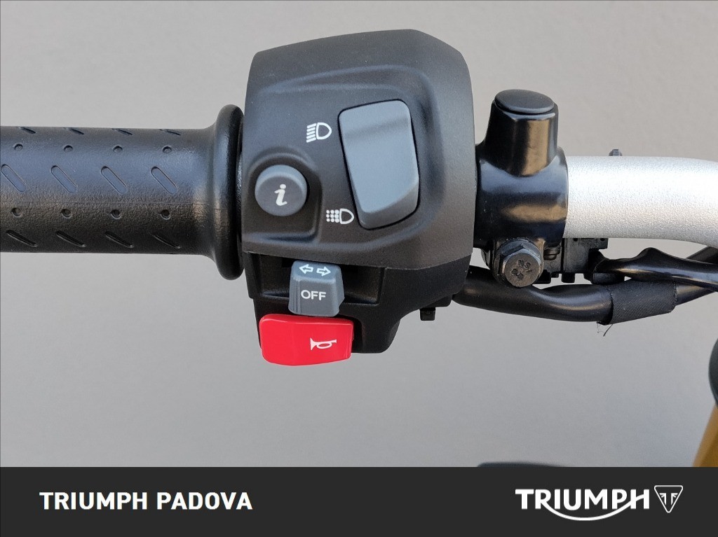 TRIUMPH Speed 400 Abs