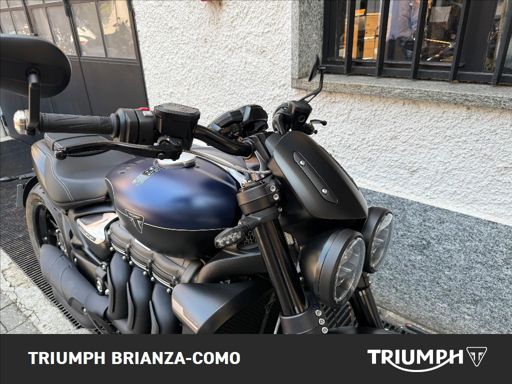 TRIUMPH Rocket III 2500 Storm R #4