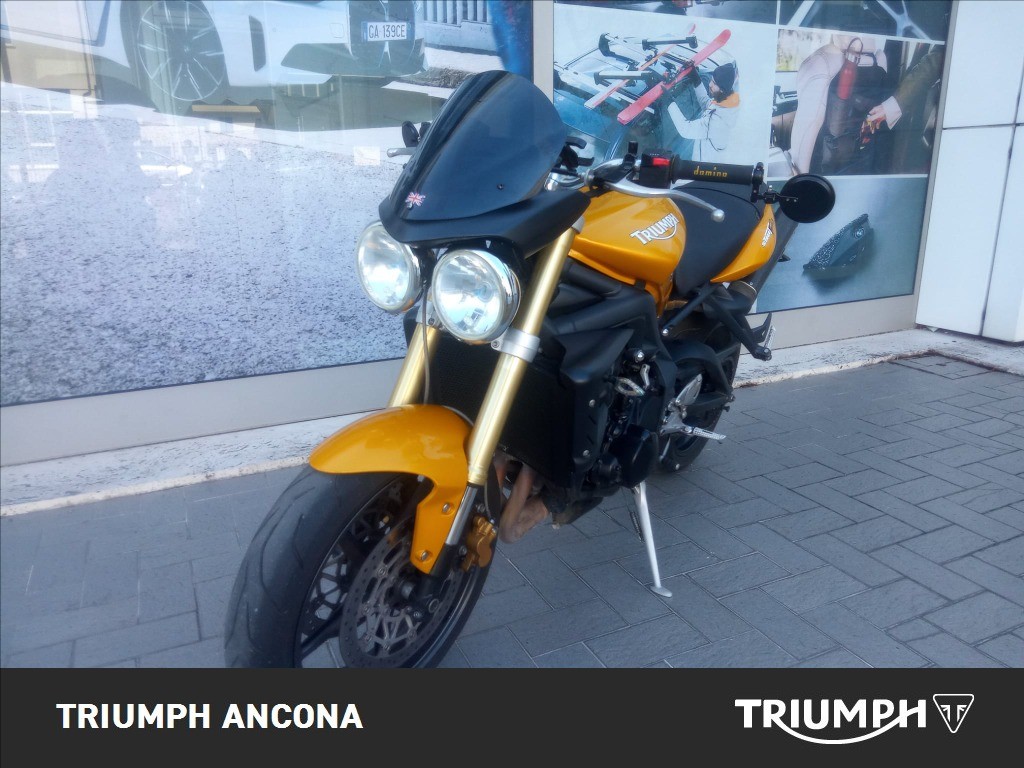 TRIUMPH Street Triple 675 