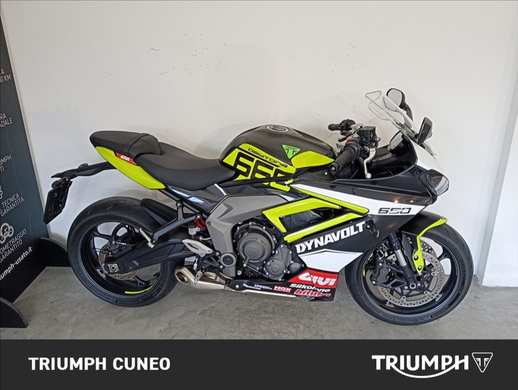 TRIUMPH Daytona 660 Sapphire Black Abs