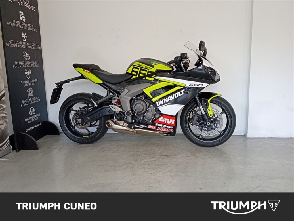 TRIUMPH Daytona 660 Sapphire Black Abs