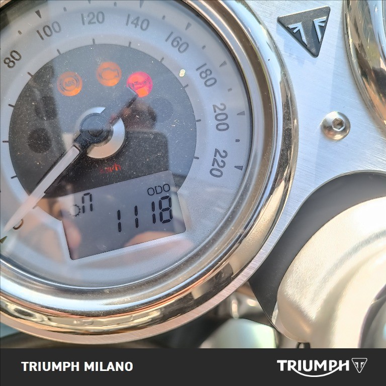 TRIUMPH Thruxton 1200 RS