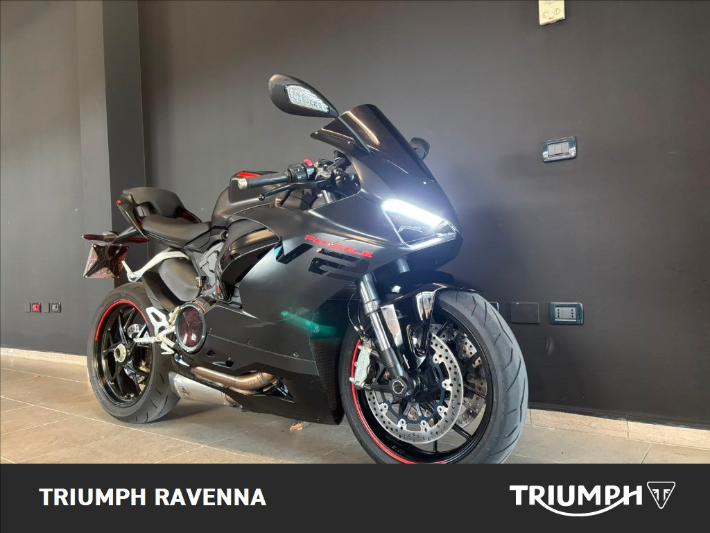 DUCATI Panigale V2 955 Black on Black