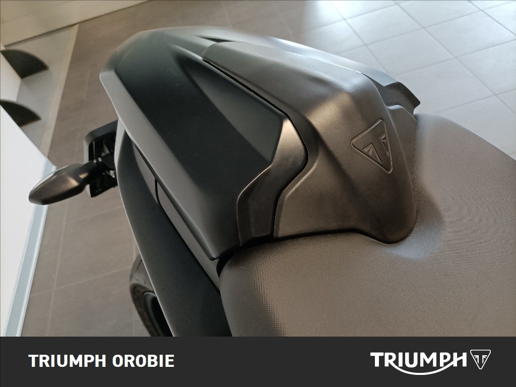 TRIUMPH Daytona 660 dep.A2 Abs