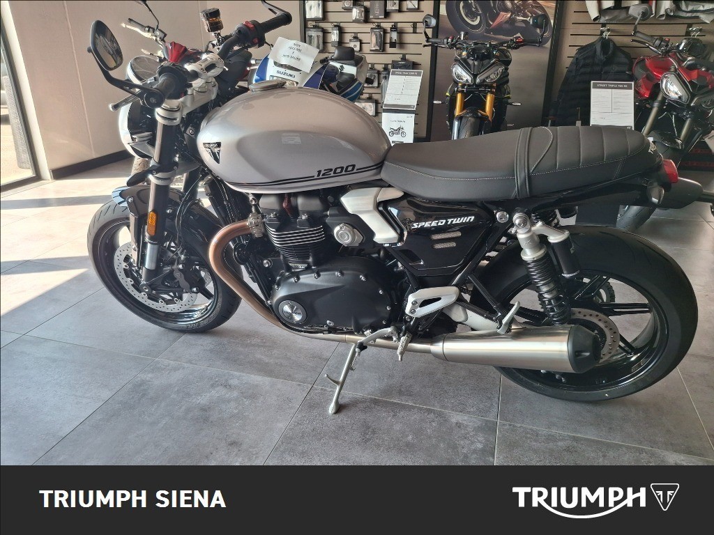 TRIUMPH Speed Twin 1200 Abs #4