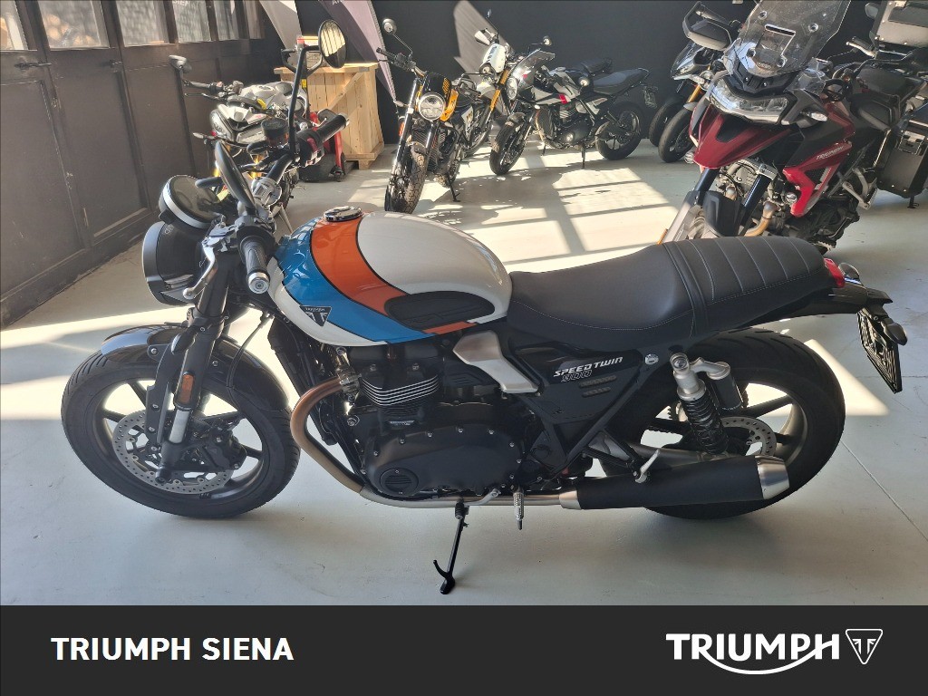 TRIUMPH Speed Twin 900 Pure White/Blue/Orange Abs