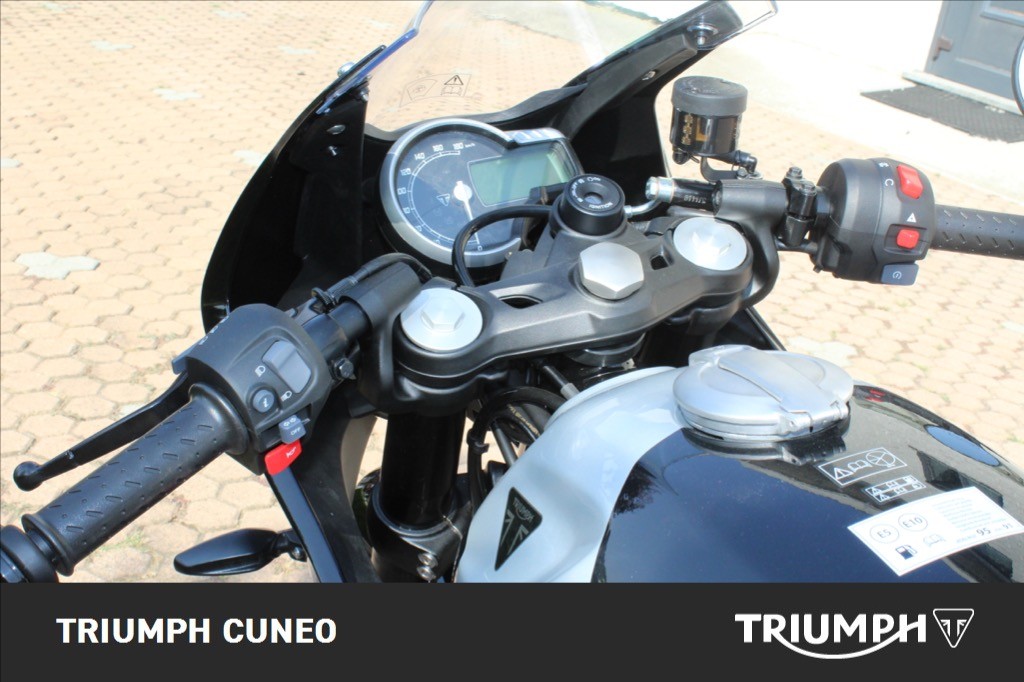 TRIUMPH Thruxton 400 Phantom Black / Aluminium Silver Abs