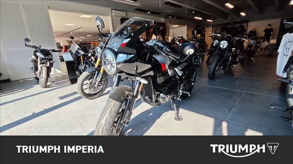 TRIUMPH Thruxton 400 Phantom Black / Aluminium Silver Abs
