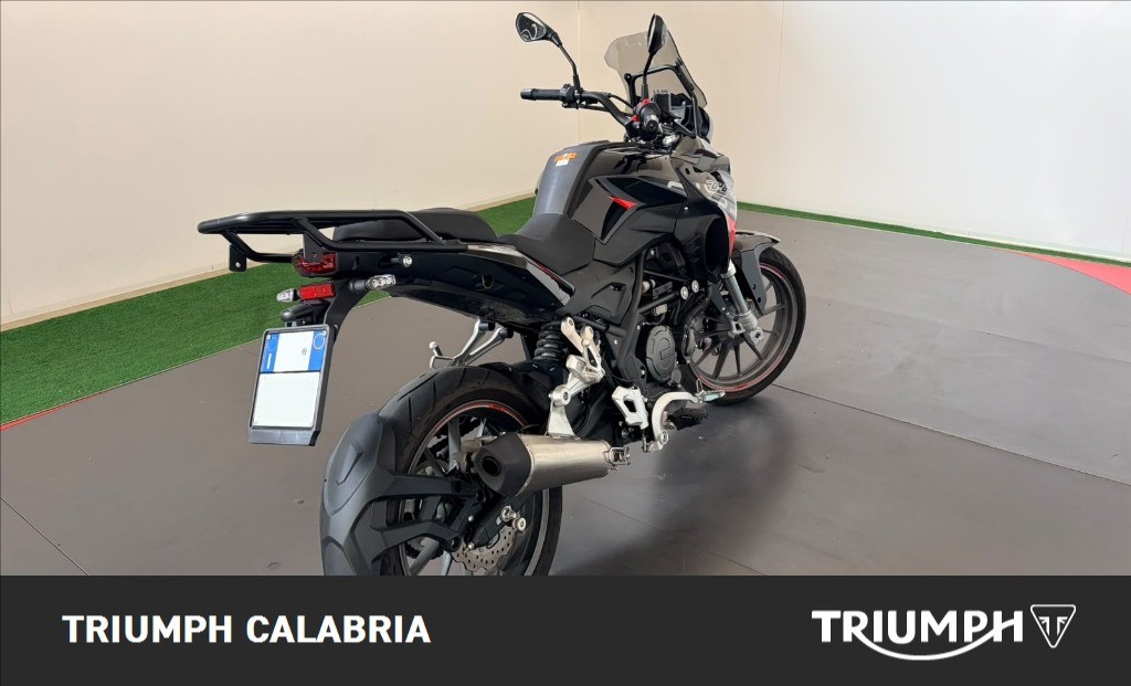 BENELLI TRK 251 E5