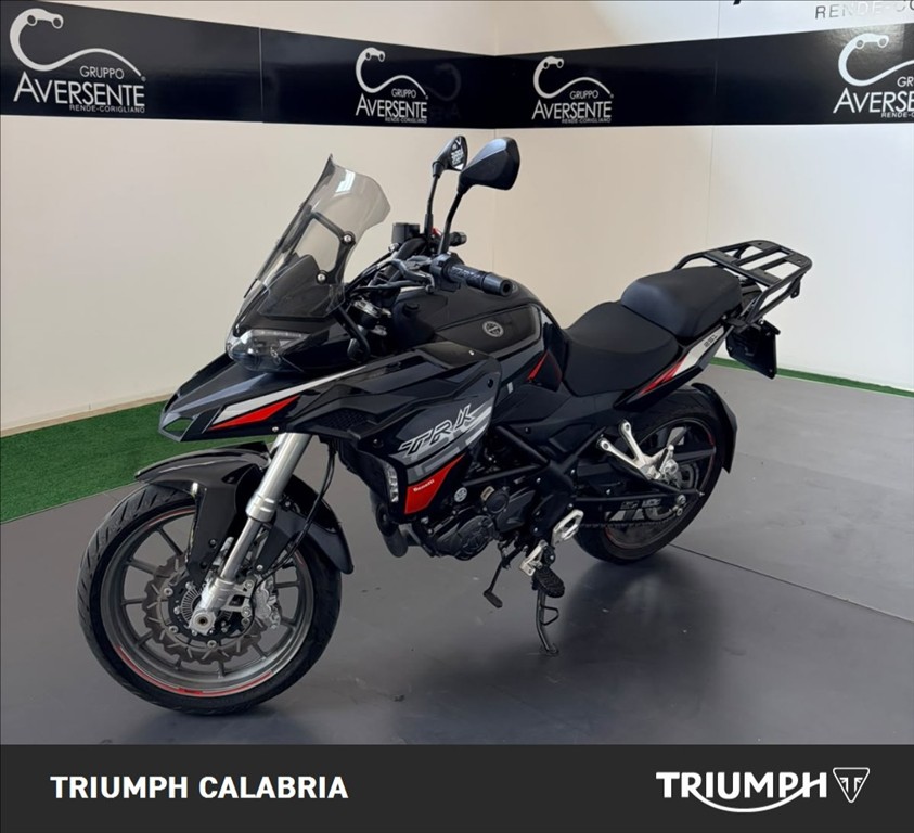 BENELLI TRK 251 E5
