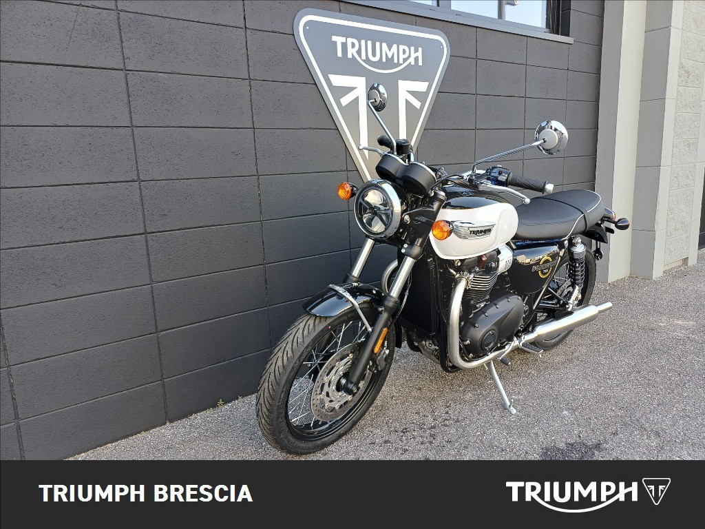TRIUMPH Bonneville 900 T100 