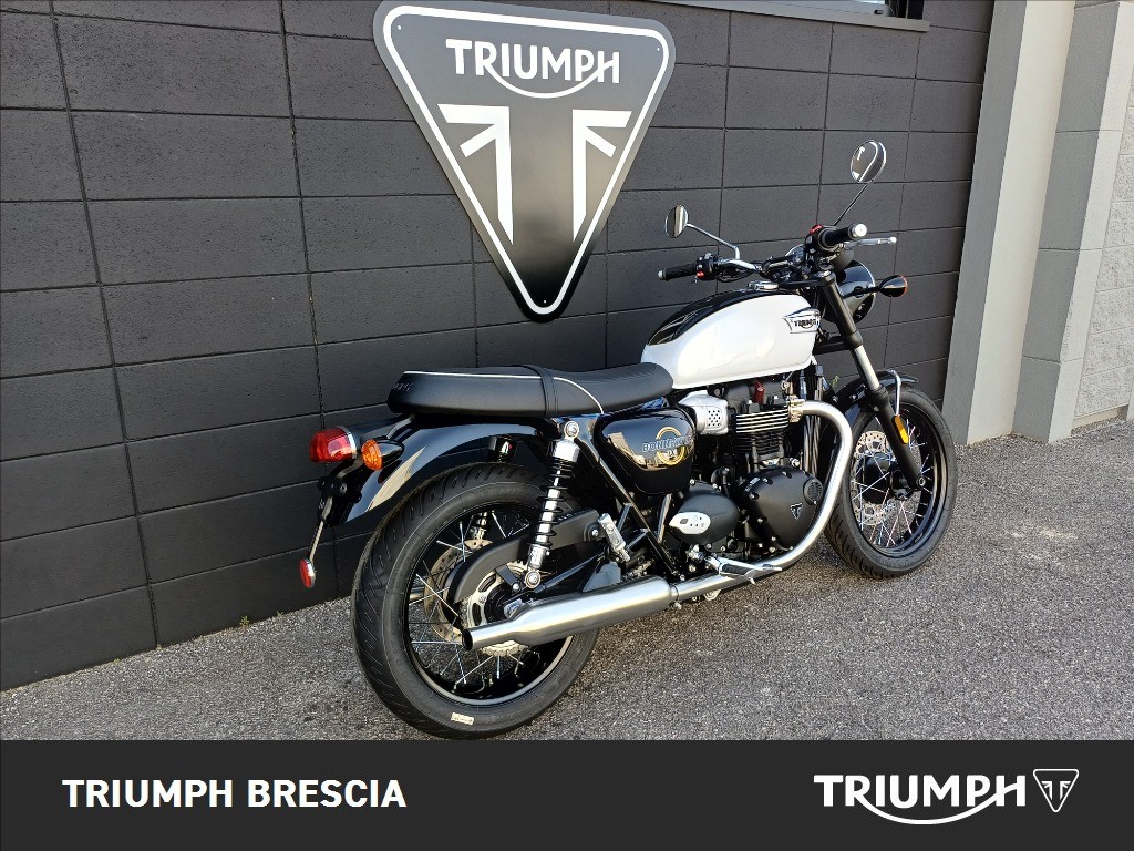TRIUMPH Bonneville 900 T100 