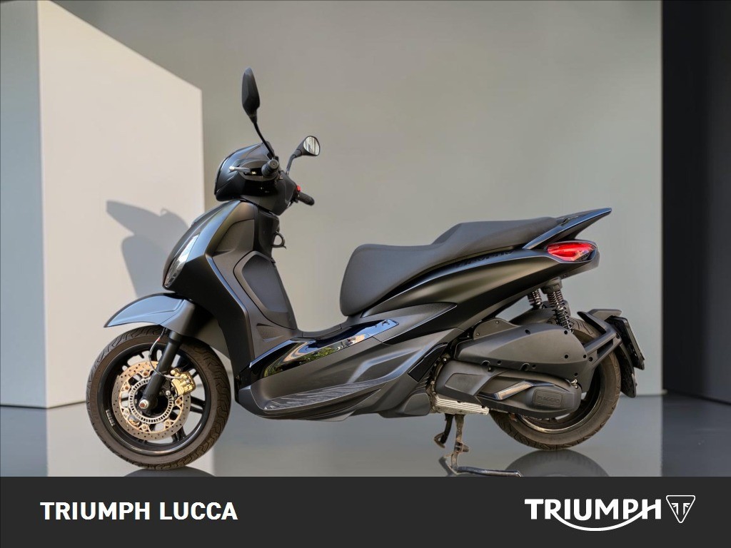 PIAGGIO Beverly 300 hpe abs-asr Black Edition