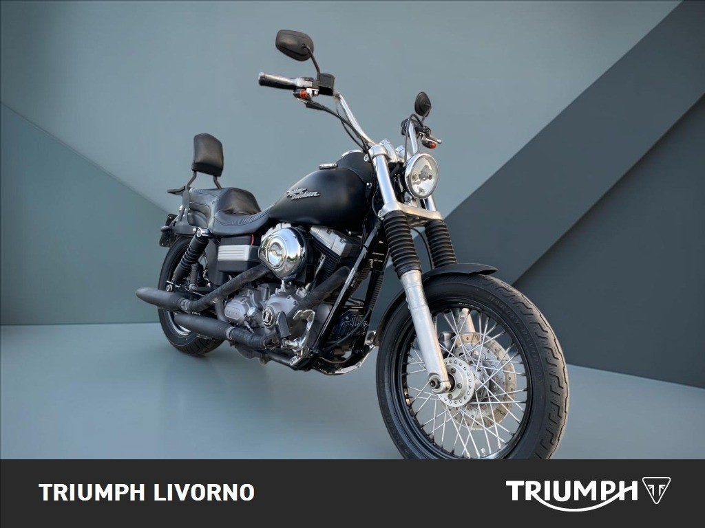 HARLEY-DAVIDSON Dyna Street Bob 1584 