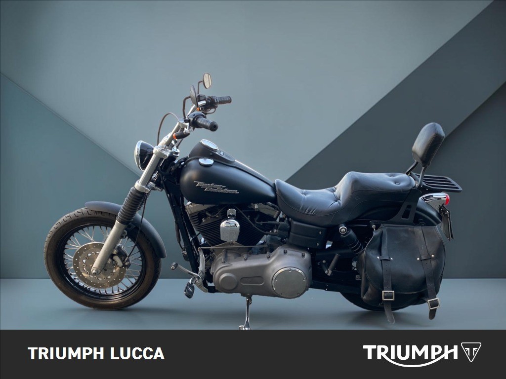HARLEY-DAVIDSON Dyna Street Bob 1584 