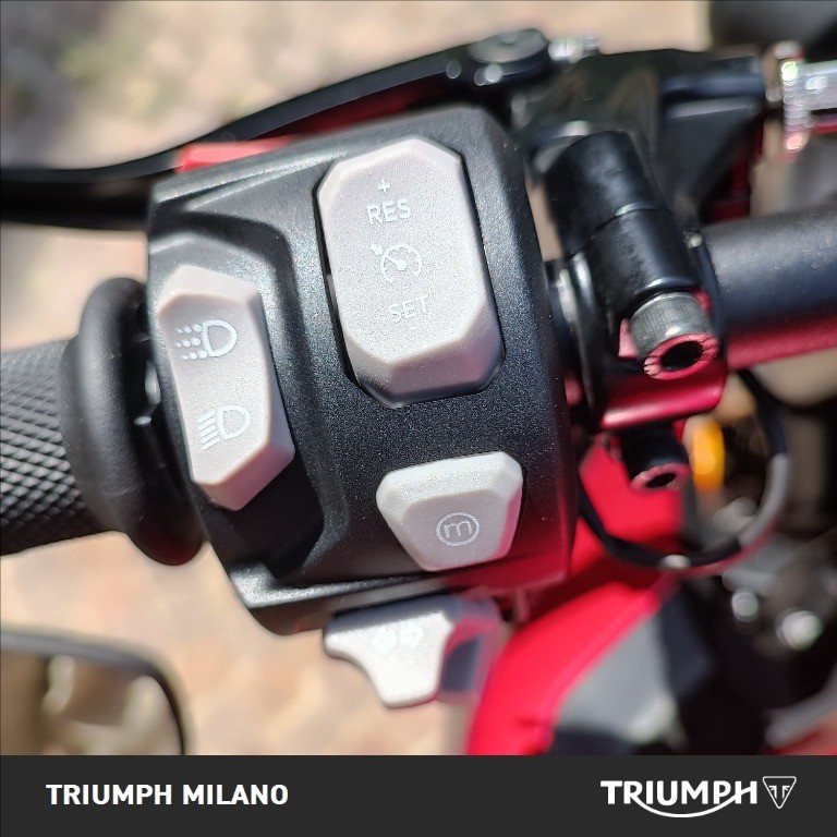 TRIUMPH Street Triple 765 RS