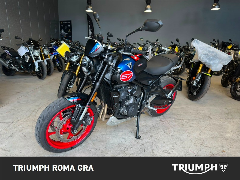 TRIUMPH Trident 660 Triple Tribute Abs