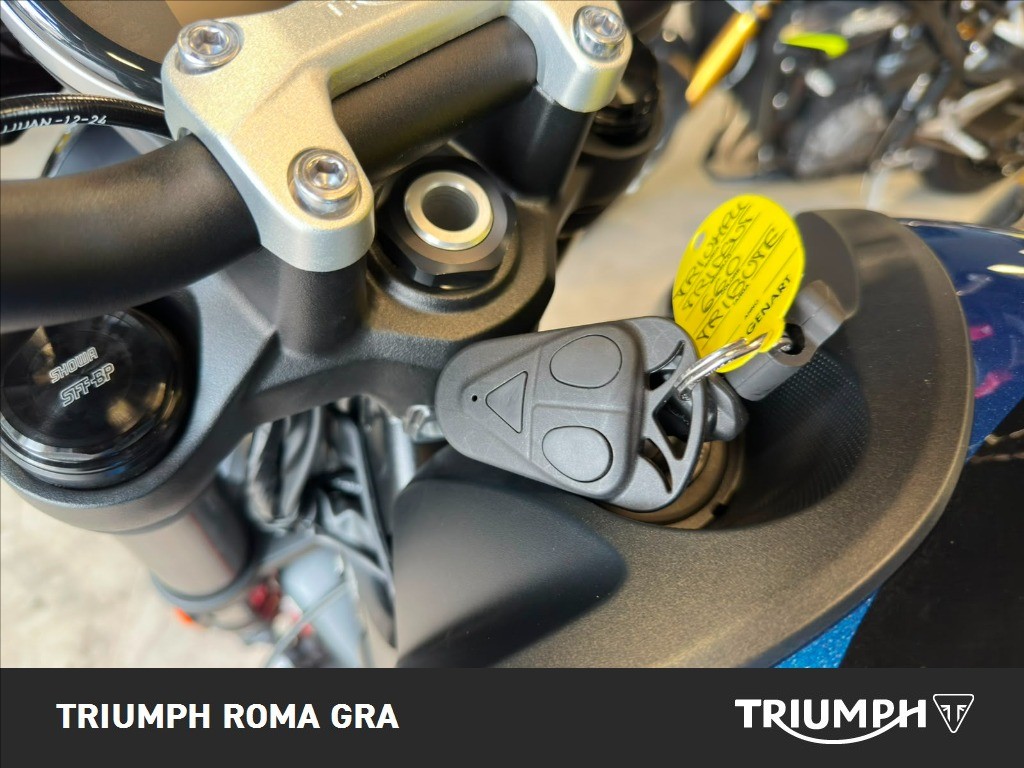 TRIUMPH Trident 660 Triple Tribute Abs