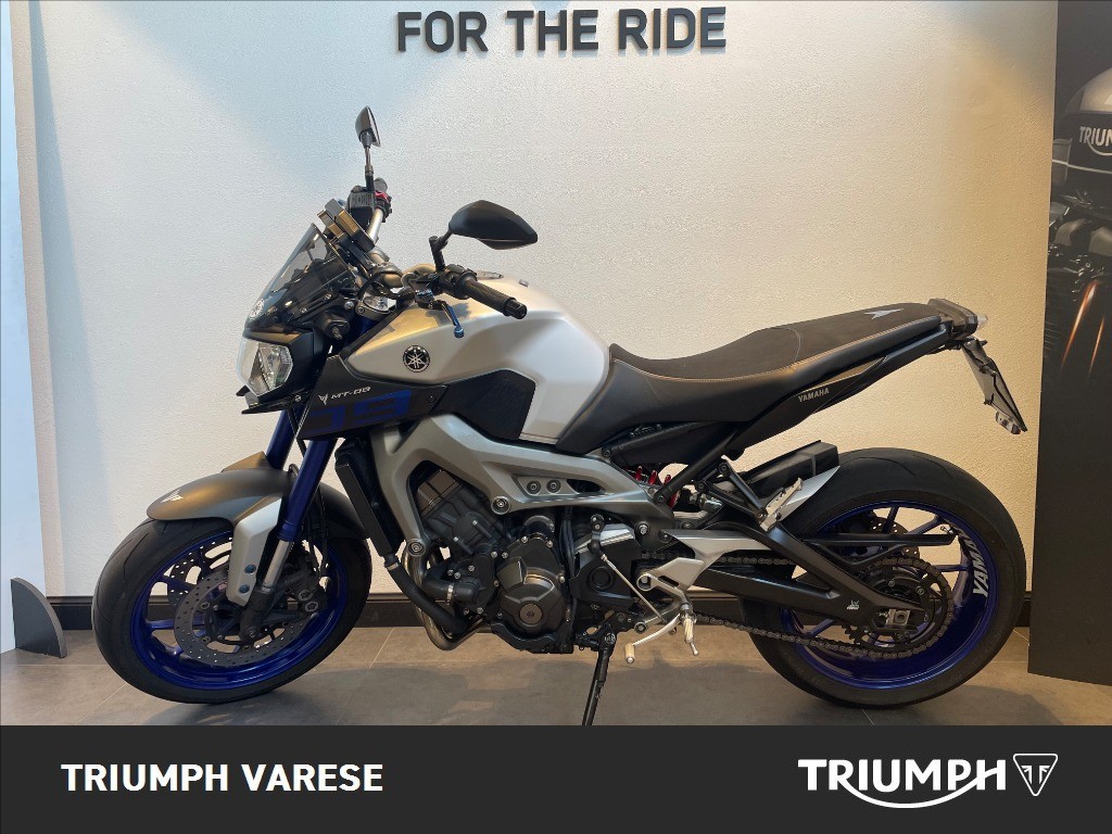 YAMAHA MT-09 850 