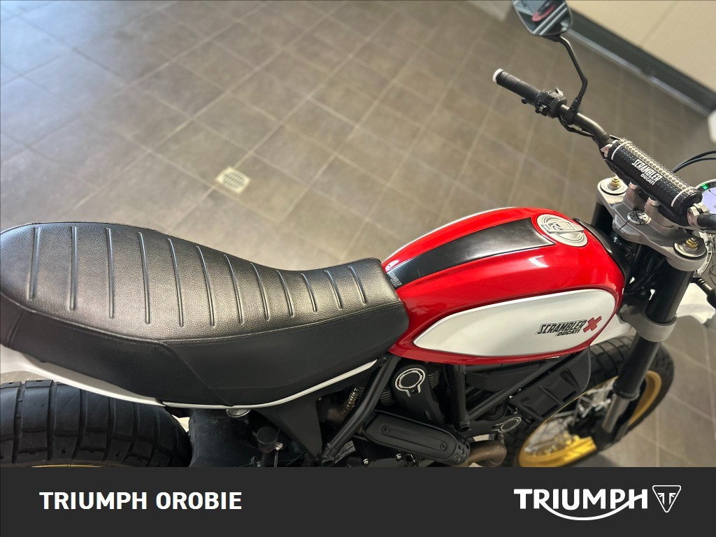 DUCATI Scrambler 800 Desert Sled Red