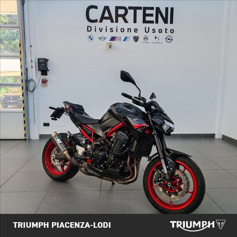 KAWASAKI Z 900 