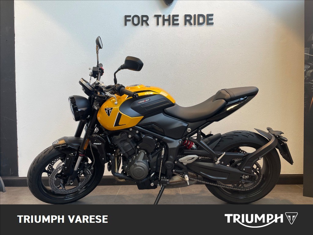 TRIUMPH Trident 660 Cosmic Yellow Abs