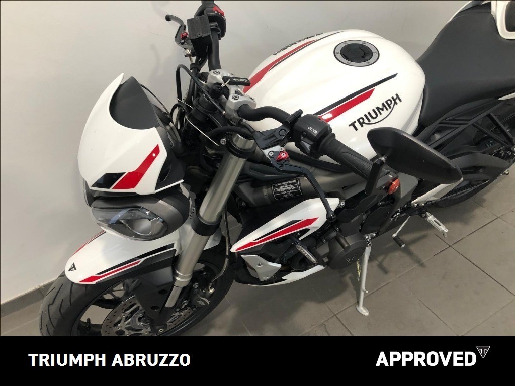TRIUMPH Street Triple 660 S A2