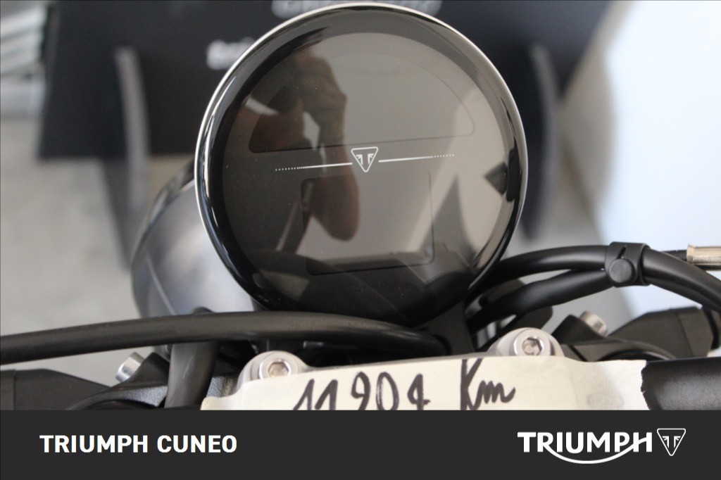 TRIUMPH Trident 660 Cosmic Yellow / Sapphire Black Abs