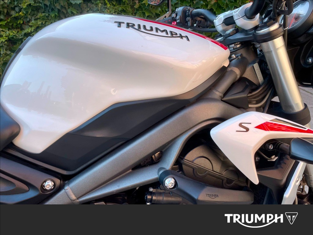TRIUMPH Street Triple 660 S A2