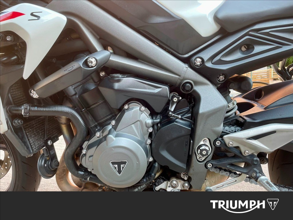 TRIUMPH Street Triple 660 S A2