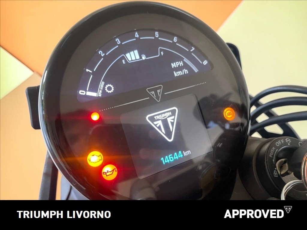 TRIUMPH Speed Twin 900 Phantom Black/Aurum Gold Abs