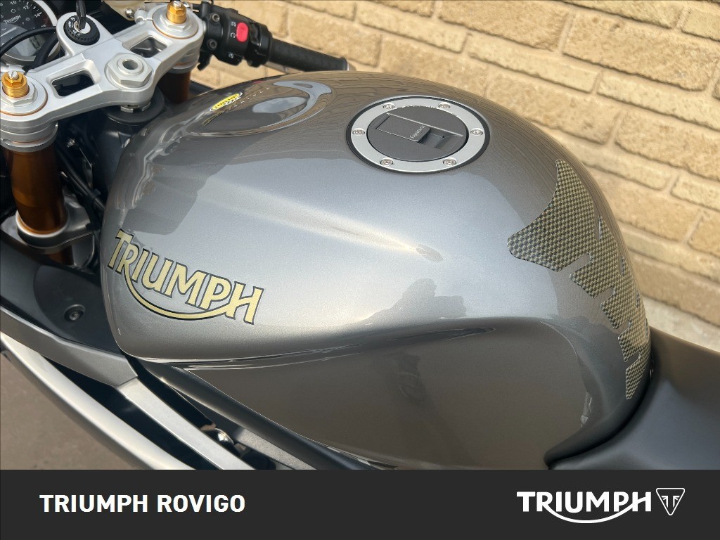 TRIUMPH Daytona 675 Triple
