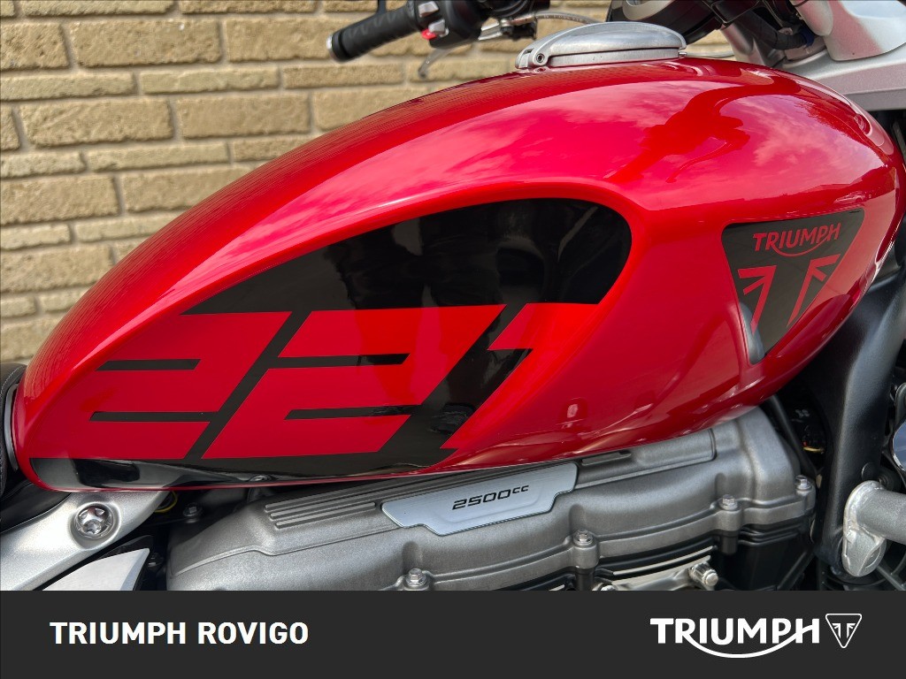 TRIUMPH Rocket III 2500 GT 221 Special Edition