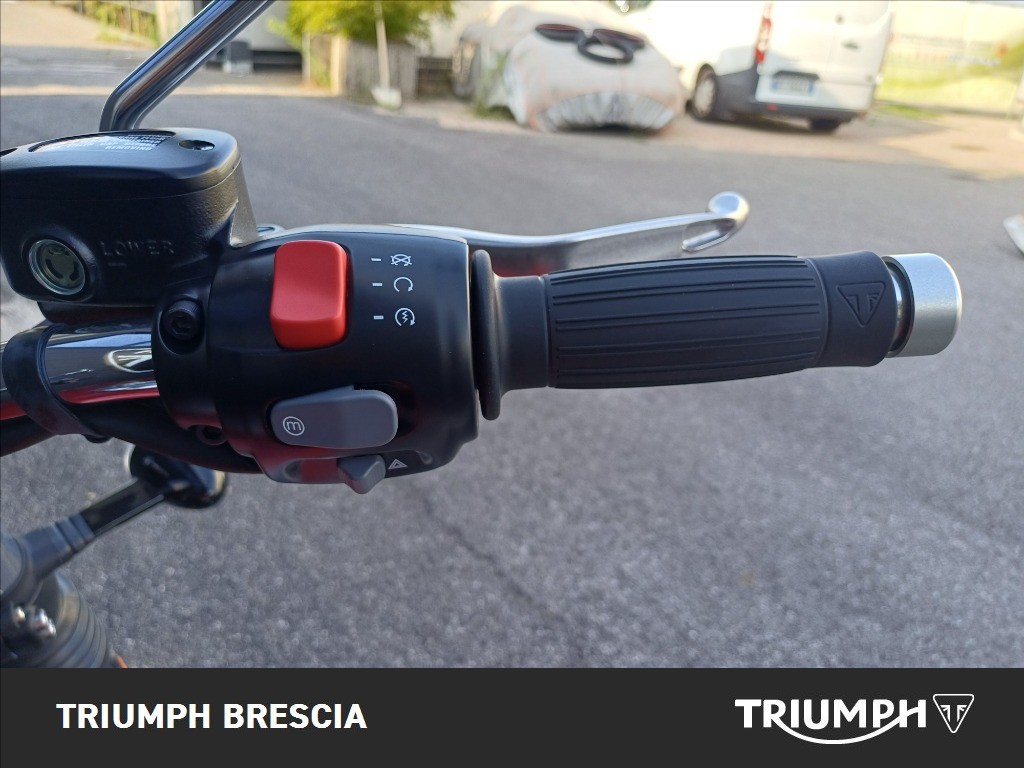TRIUMPH Bonneville 1200 Speedmaster 
