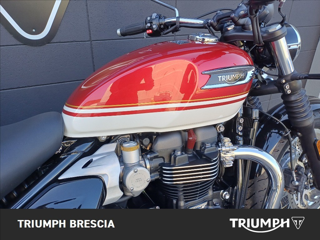 TRIUMPH Bonneville 1200 Speedmaster 