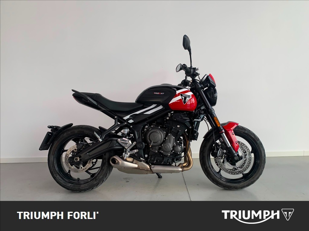TRIUMPH Trident 660 Diablo Red / Sapphire Black Abs