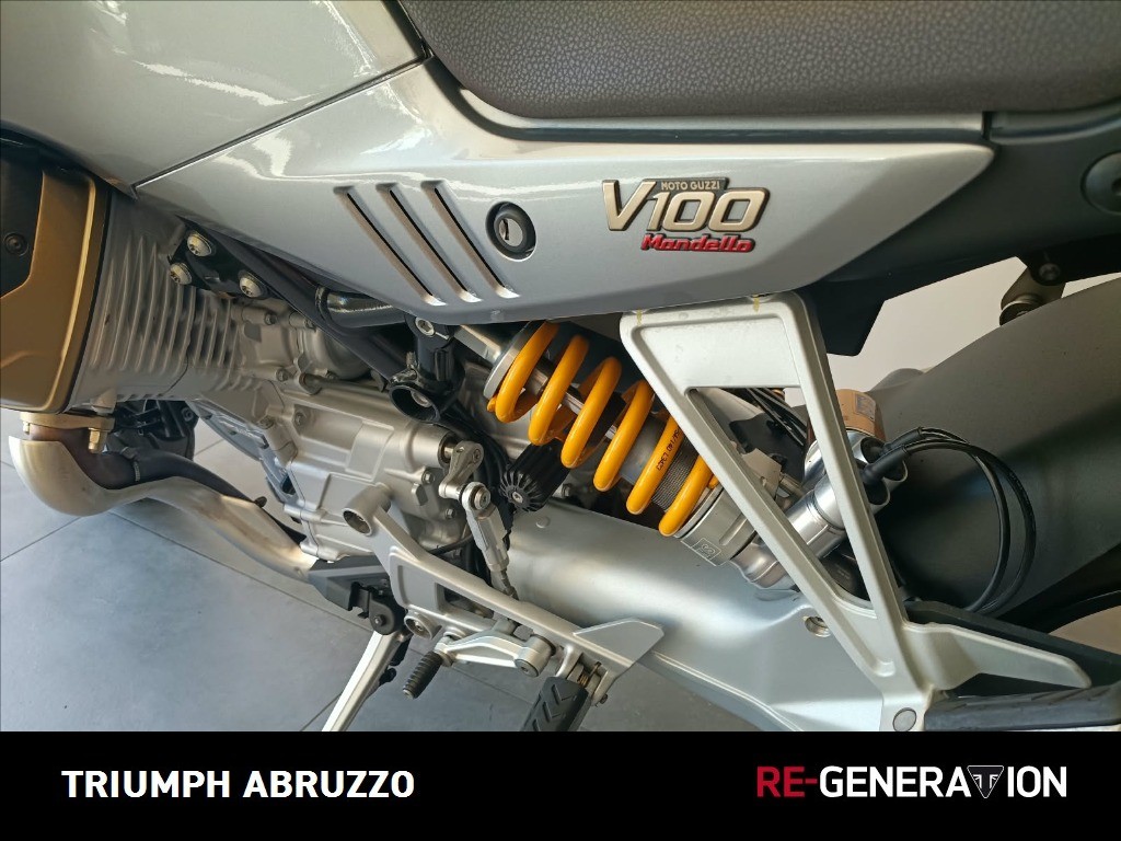 MOTO GUZZI V100 Mandello S