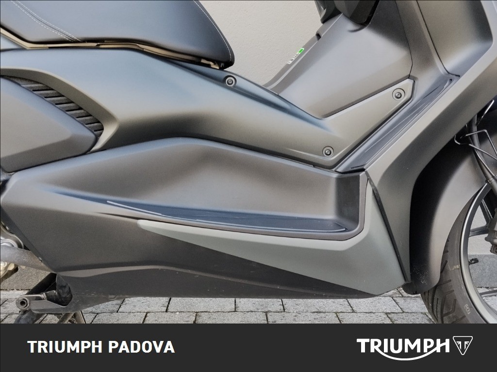 YAMAHA X-Max 300 Abs