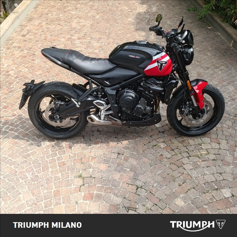 TRIUMPH Trident 660 Diablo Red / Sapphire Black Abs