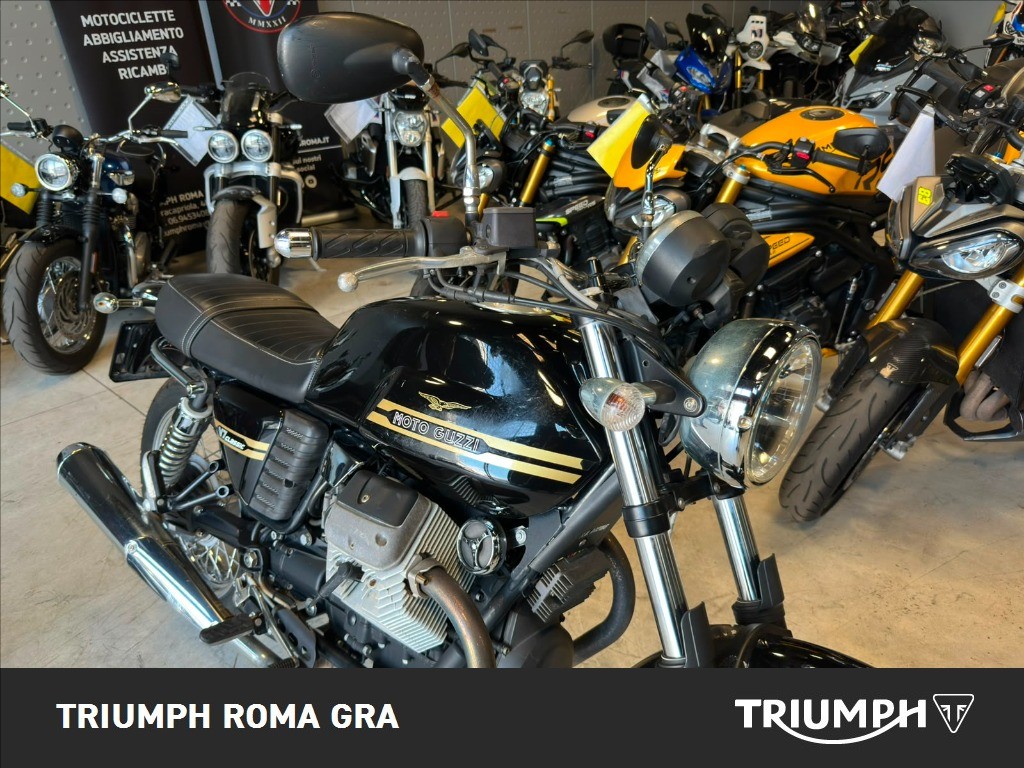MOTO GUZZI V7 750 Classic